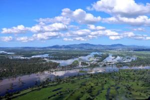 Rockhampton swollen Fitzroy 2017